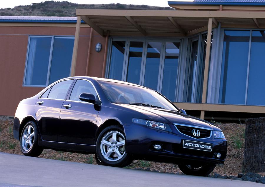  Honda Accord Euro 2003 года  (AU) (фото 5 из 12)